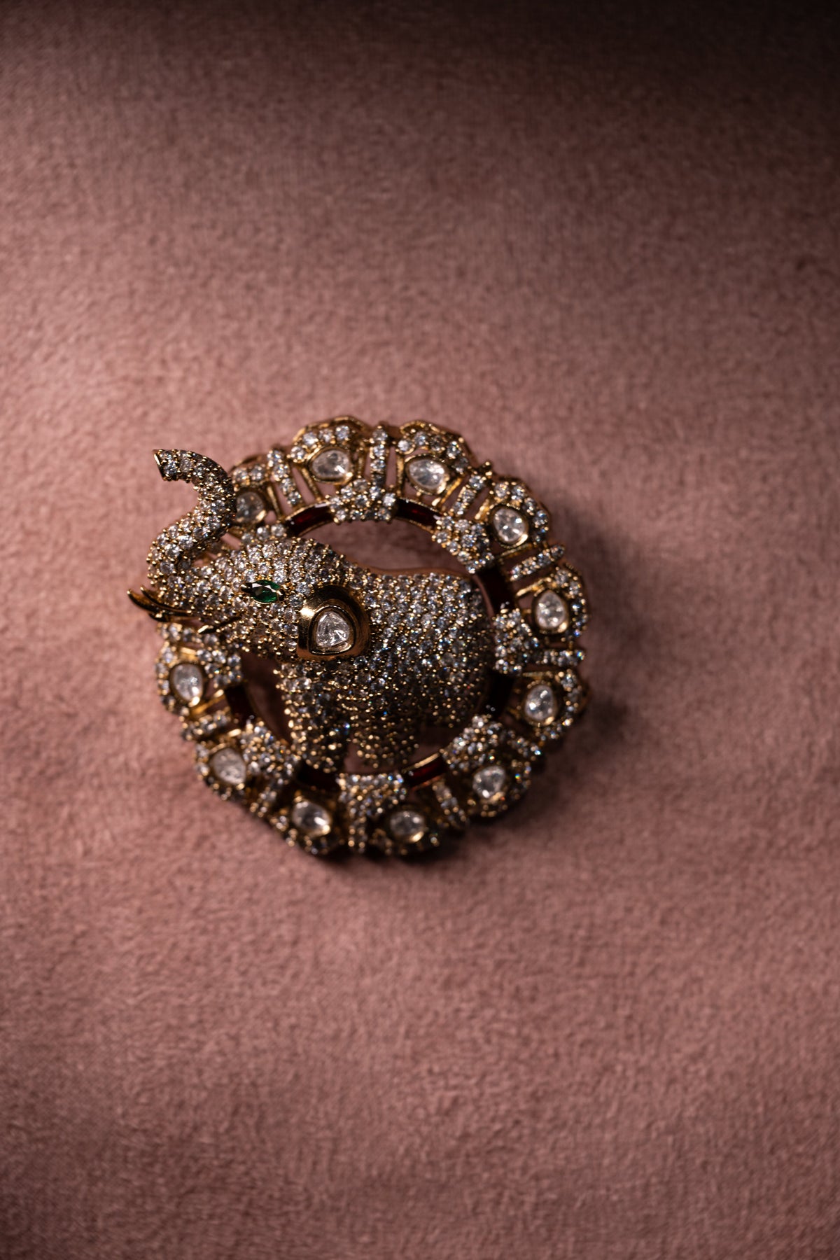 Brooch – Elephant Head Crystal Circular Statement Brooch