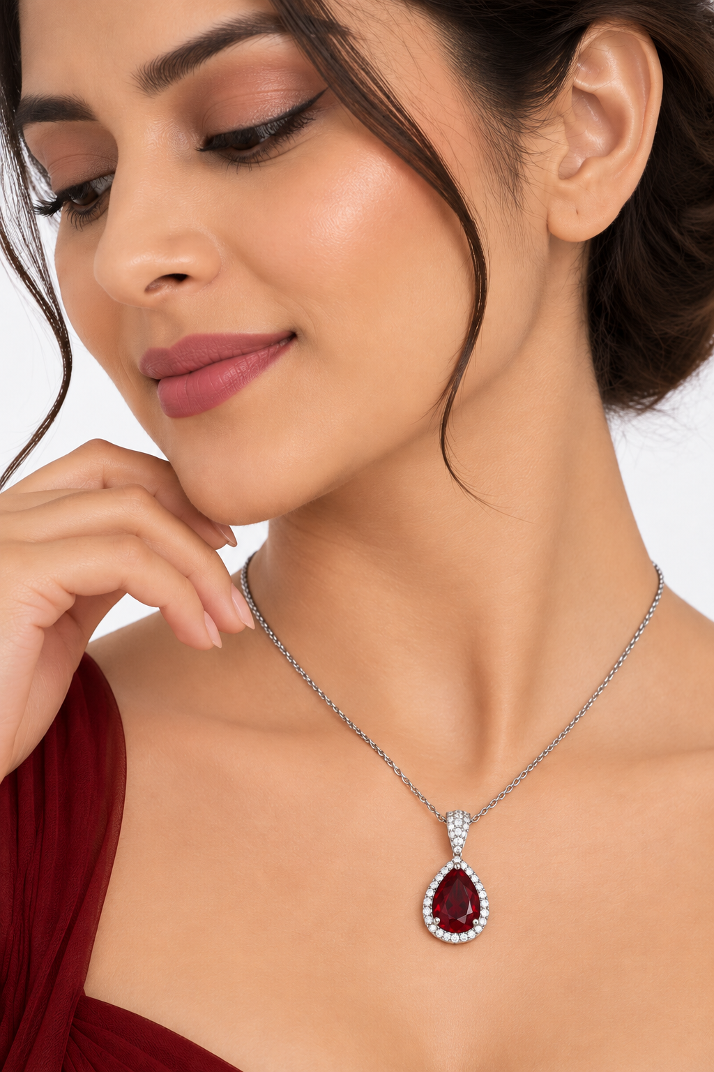 Women’s Chain – Crimson Teardrop Halo