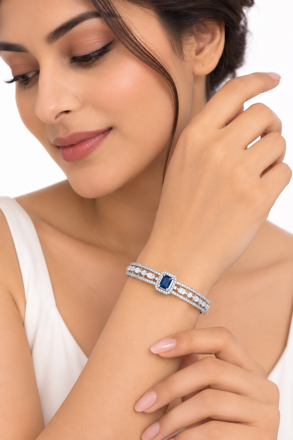 Women’s Bracelet – Sapphire Blue Crystal Bangle