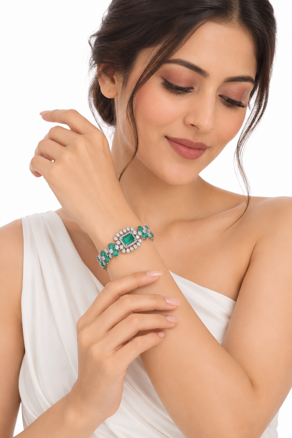 Women’s Bracelet – Emerald Green Pear Gemstone Bracelet